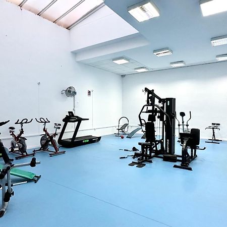 Costa Del Sol Seaside Studio - 5 Mins From Beach フエンヒロラ エクステリア 写真