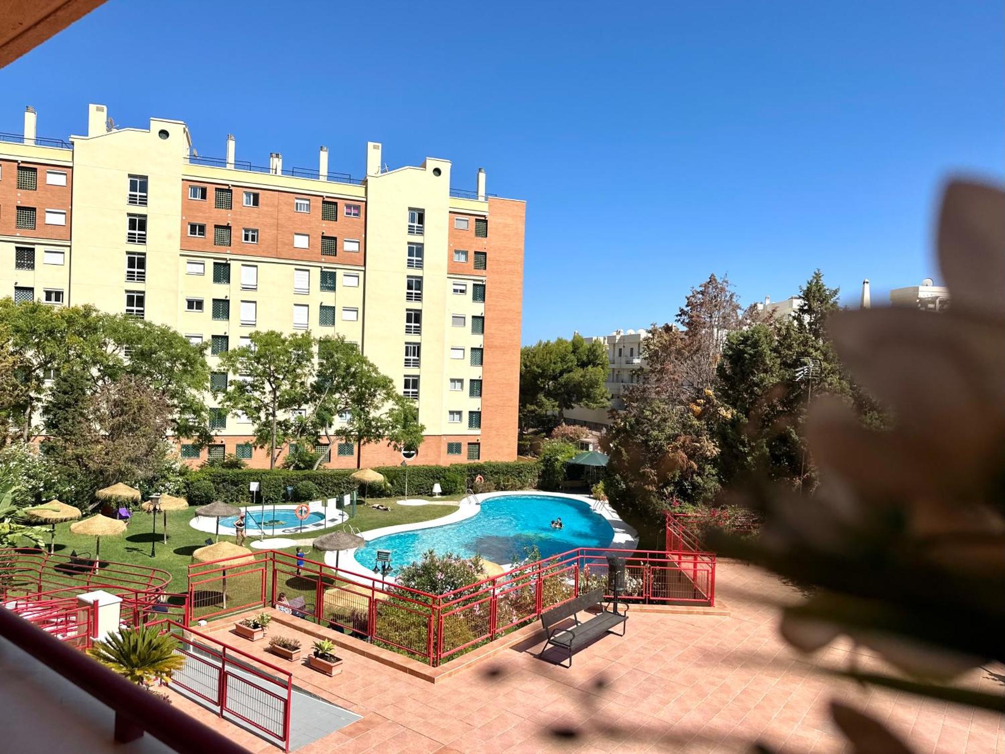 Costa Del Sol Seaside Studio - 5 Mins From Beach フエンヒロラ エクステリア 写真